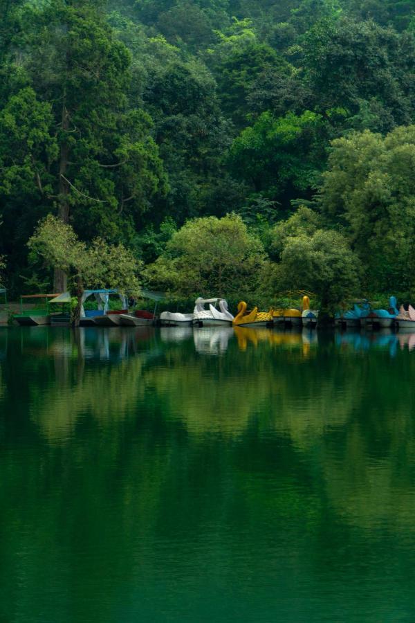 Weekends Forever Naukuchiatal, Bhimtal Vandrarhem Exteriör bild